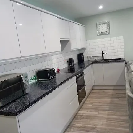 Cosy Three Bedroom House In Ballingarry Near Adare *